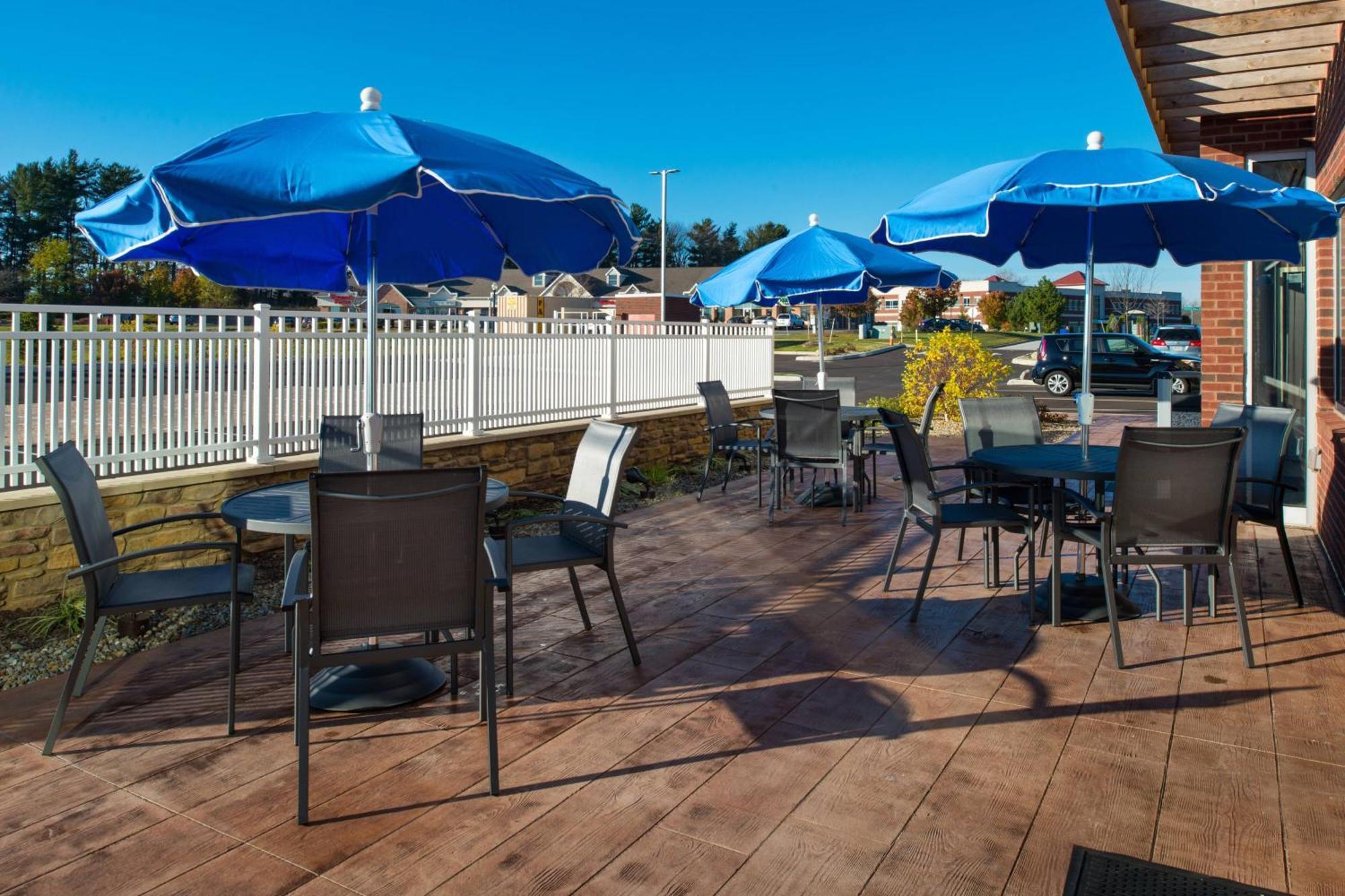 Fairfield Inn & Suites By Marriott Akron Stow Exterior foto